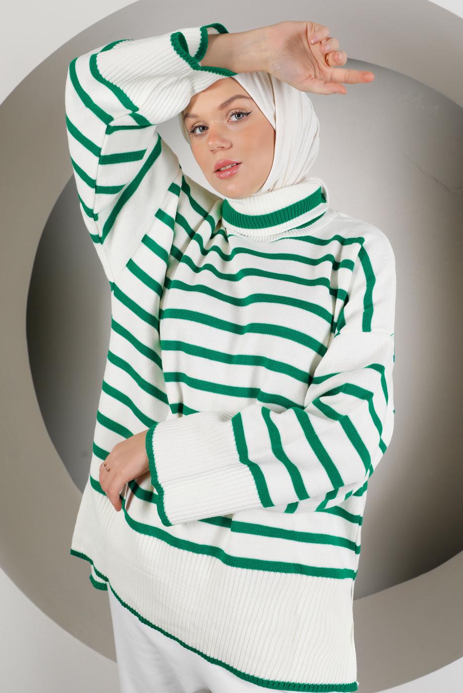 Tesettür giyim YEŞİL ŞERİTLİ BALIKÇI YAKA TRİKO TUNİK 2111 