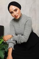 Tesettür giyim GRİ İNCİ DETAYLI TRİKO KAZAK 3092	