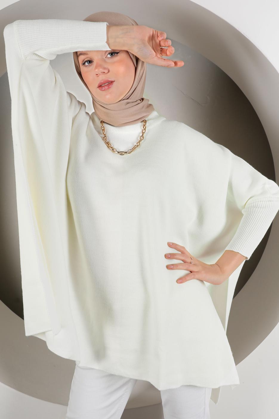 Tesettür giyim EKRU YIRTMAÇ DETAYLI TRİKO TUNİK 5378 