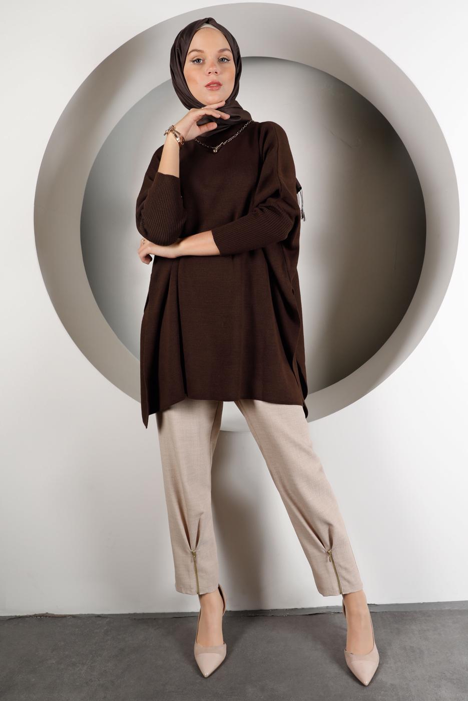 Tesettür giyim KAHVE YIRTMAÇ DETAYLI TRİKO TUNİK 5378 