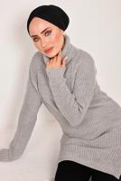 Tesettür giyim GRİ BOĞAZLI YIRTMAÇLI TRİKO TUNİK 7092	