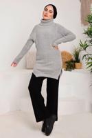 Tesettür giyim GRİ BOĞAZLI YIRTMAÇLI TRİKO TUNİK 7092	