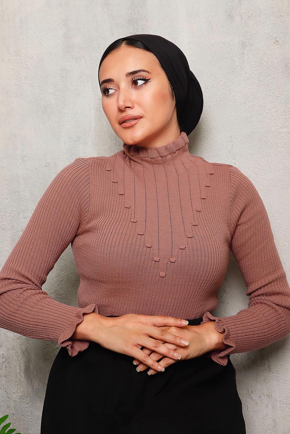 Tesettür giyim PUDRA KENDİNDEN DESENLİ TRİKO KAZAK 8092 