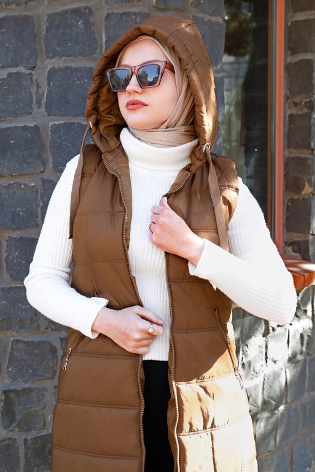 Tesettür giyim TABA CEPLİ KAPÜŞONLU ŞİŞME YELEK T 0415  - TRENDTESETTÜR