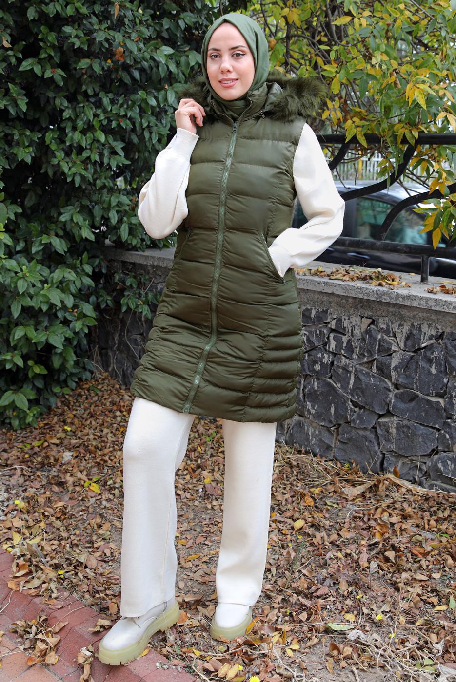 Tesettür giyim HAKİ FERMUARLI KAPÜŞONLU ŞİŞME YELEK 4040 