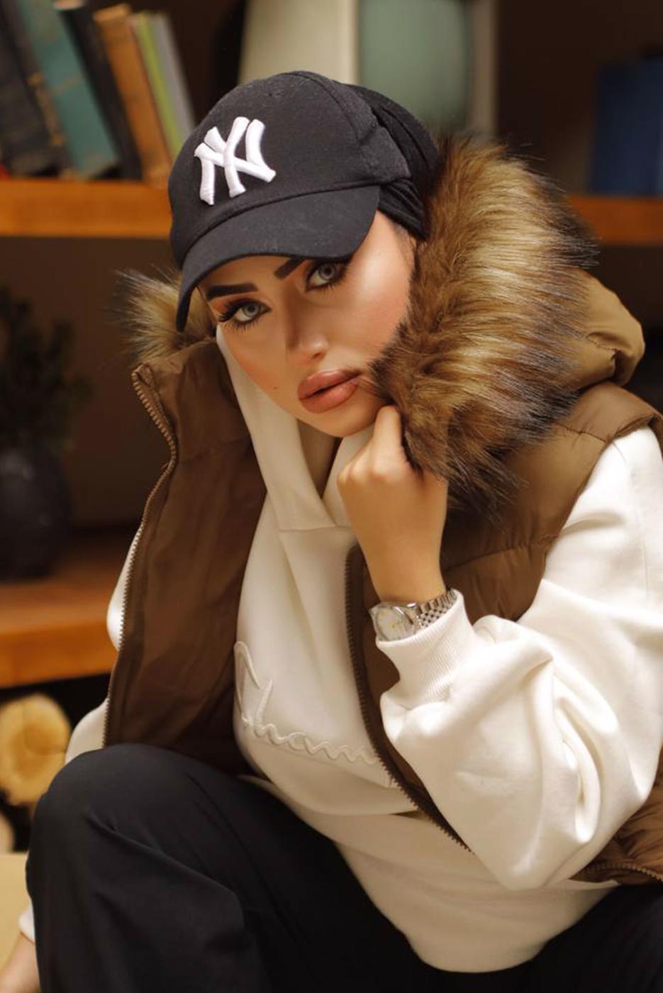 Tesettür giyim TABA CEPLİ KAPÜŞONLU ŞİŞME YELEK 4429 