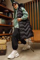 Tesettür giyim SİYAH KAPÜŞONU KÜRKLÜ ŞİŞME YELEK 7852 