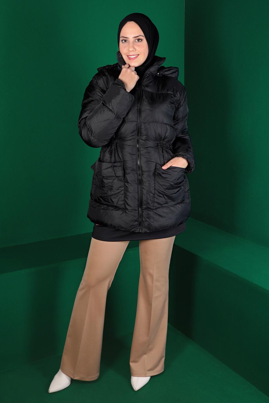 Tesettür giyim SİYAH BELİ BÜZGÜLÜ ŞİŞME KABAN 8081