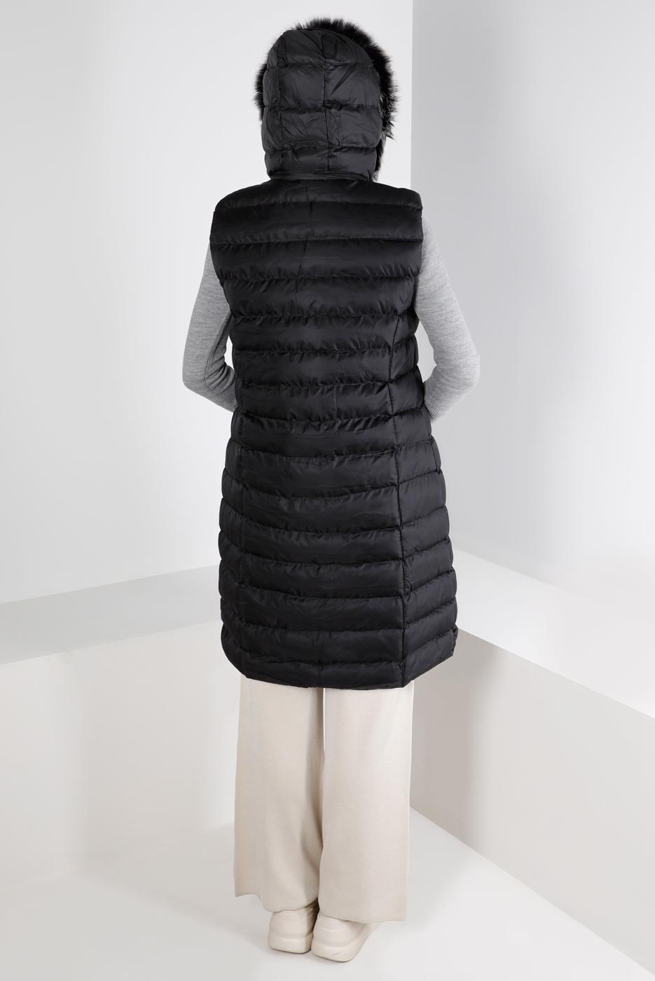 Tesettür giyim SİYAH FERMUARLI KAPÜŞONU KÜRKLÜ ŞİŞME YELEK 9001 