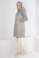 Tesettür giyim GRİ FERMUARLI KAPÜŞONU KÜRKLÜ ŞİŞME YELEK 9001 