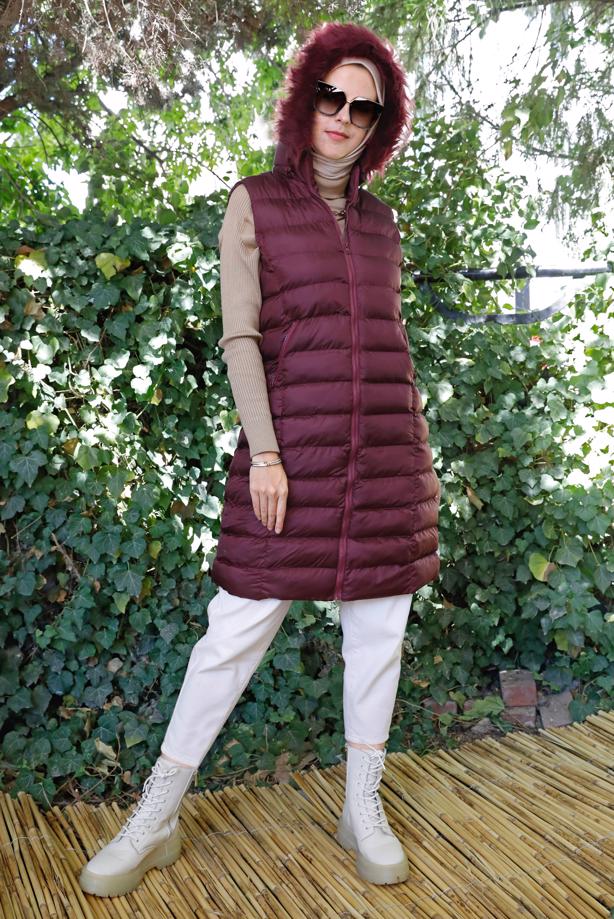 Tesettür giyim BORDO FERMUARLI KAPÜŞONU KÜRKLÜ ŞİŞME YELEK 9001  - TRENDTESETTÜR