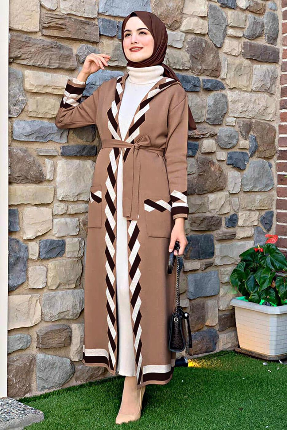 Tesettür giyim TABA KAPÜŞONLU KUŞAKLI TRİKO HIRKA 71102 