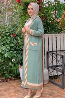 Tesettür giyim YEŞİL KAPÜŞONLU KUŞAKLI TRİKO HIRKA 71102 