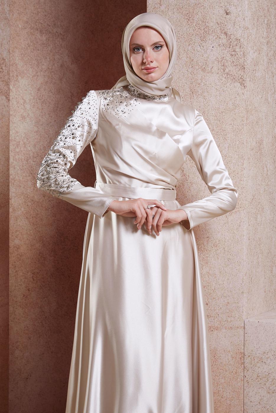 Tesettür giyim BEJ ALVİNA SATEN TESETTÜR ABİYE ELBİSE T 50218