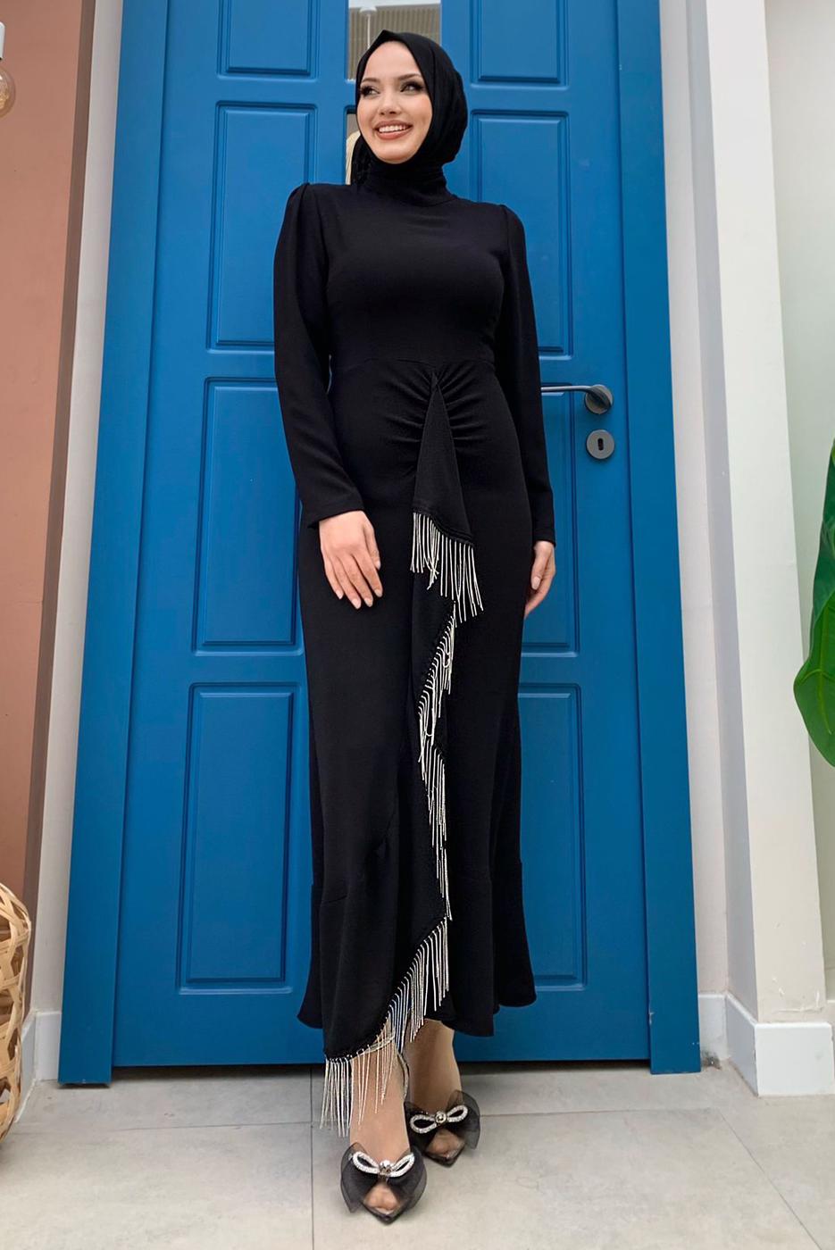 Tesettür giyim SİYAH ZİNCİR DETAYLI VOLANLI ABİYE ELBİSE T 0183
