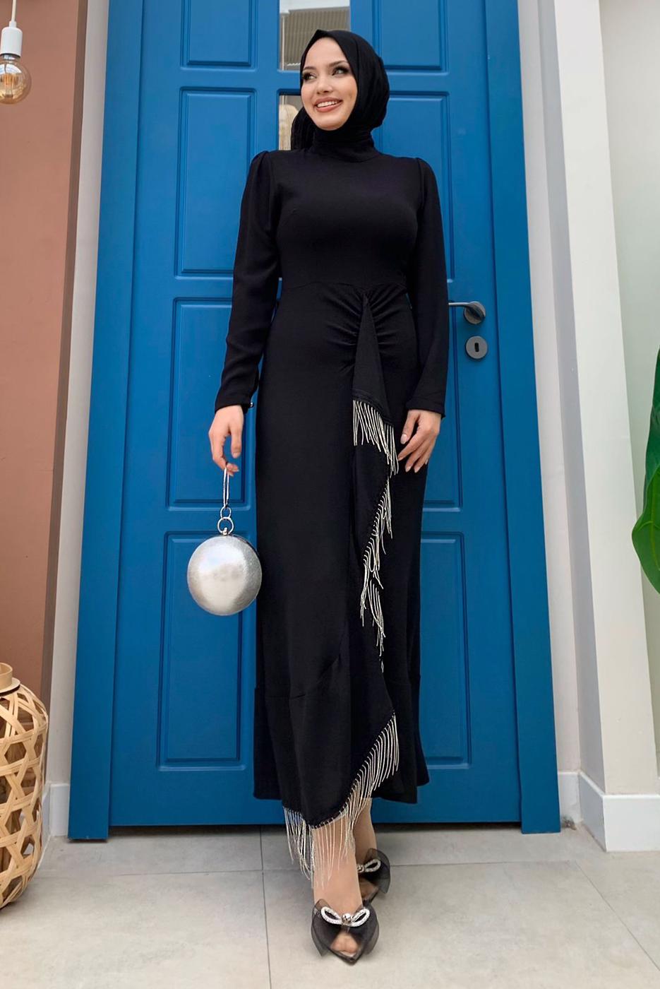 Tesettür giyim SİYAH ZİNCİR DETAYLI VOLANLI ABİYE ELBİSE T 0183
