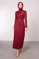 Tesettür giyim BORDO MANŞETLERİ TÜY DETAYLI ABİYE ELBİSE T 1295