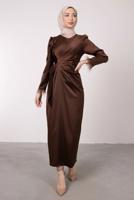 Tesettür giyim KAHVE MANŞETLERİ TÜY DETAYLI ABİYE ELBİSE T 1295