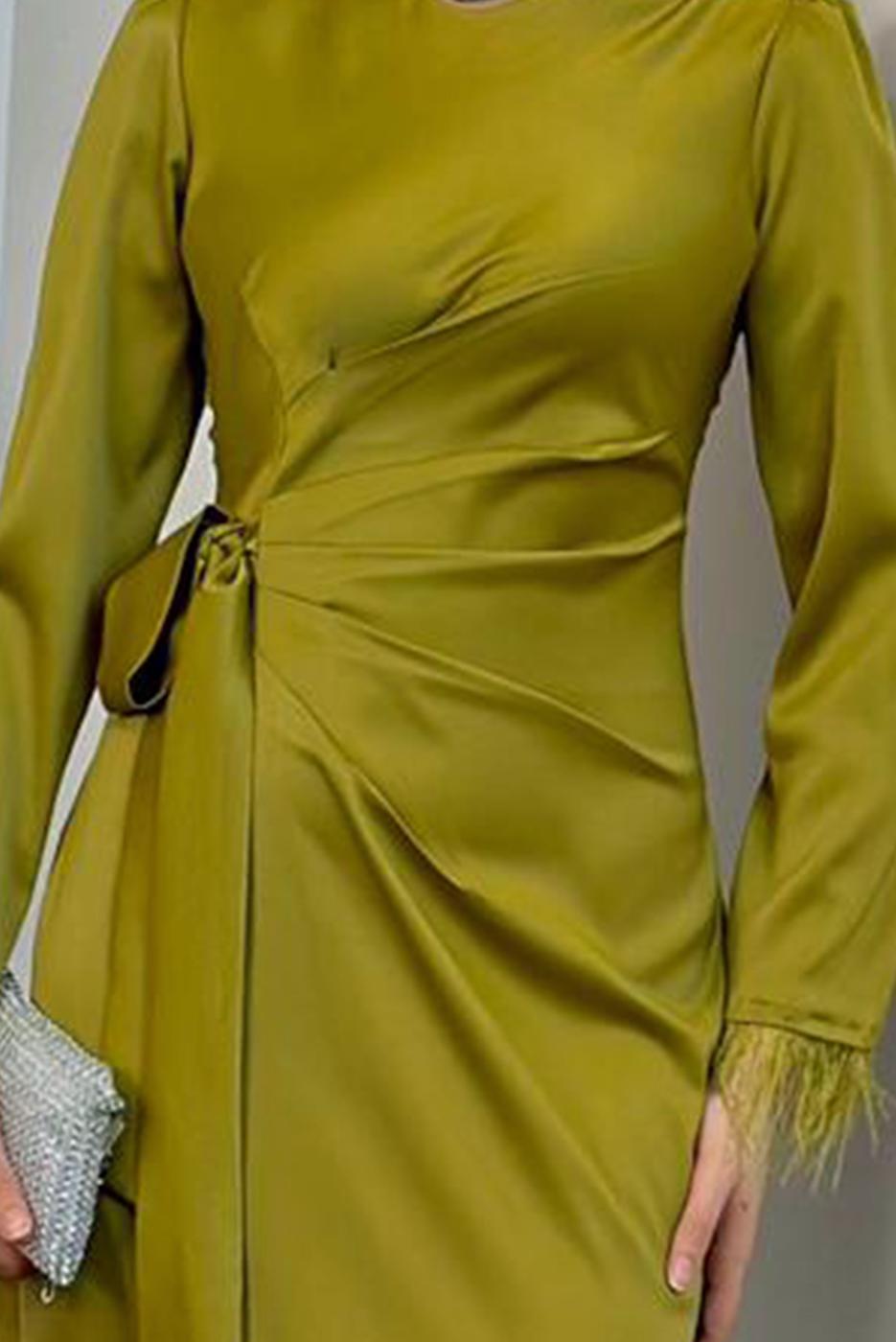 Tesettür giyim YEŞİL MANŞETLERİ TÜY DETAYLI ABİYE ELBİSE T 1295