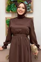 Tesettür giyim KAHVE KUŞAKLI MANŞETLERİ LASTİKLİ SATEN ABİYE ELBİSE T 1973