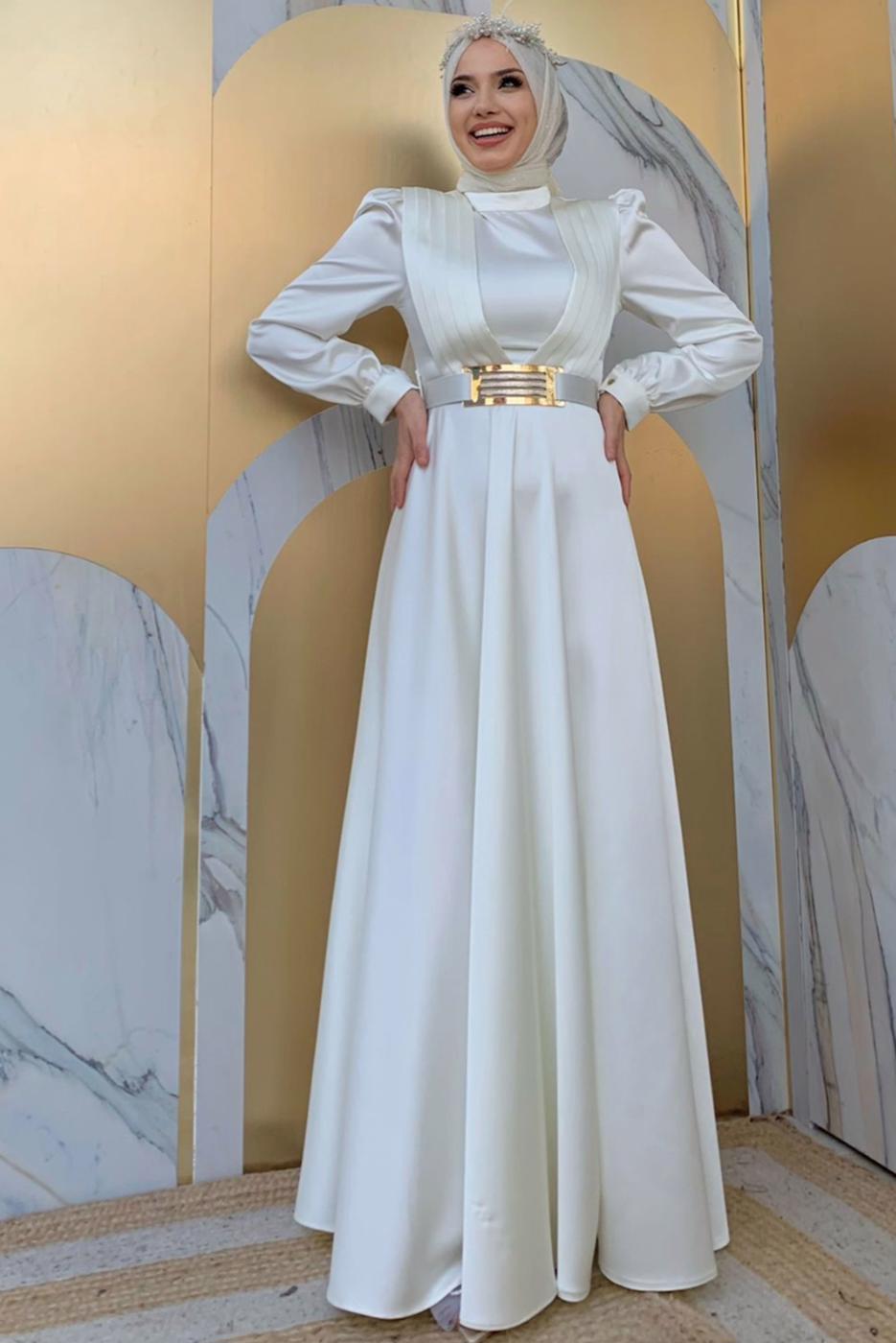 Tesettür giyim EKRU KEMERLİ DRAPE DETAYLI SATEN ABİYE ELBİSE T 2973