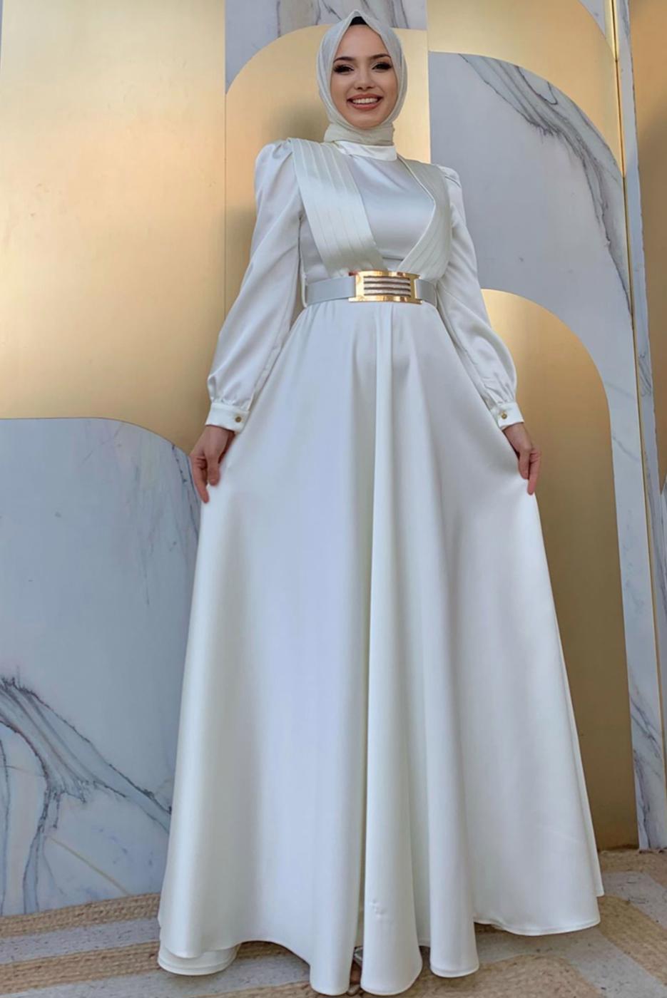 Tesettür giyim EKRU KEMERLİ DRAPE DETAYLI SATEN ABİYE ELBİSE T 2973