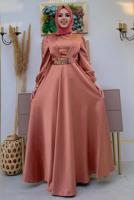 Tesettür giyim PEMBE KEMERLİ DRAPE DETAYLI SATEN ABİYE ELBİSE T 2973