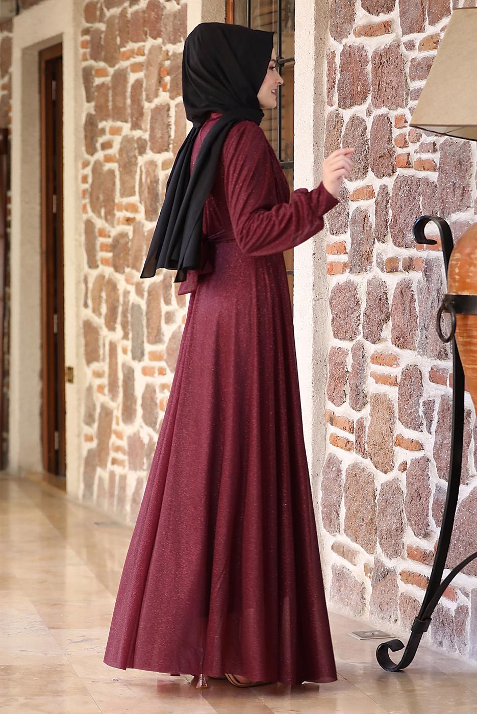 Tesettür giyim KIRMIZI TAŞ VE BONCUK DETAYLI SİMLİ ABİYE ELBİSE T 3253