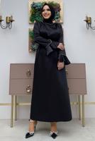 Tesettür giyim SİYAH İNCİ DETAYLI KEMERLİ SATEN ABİYE ELBİSE T 3973