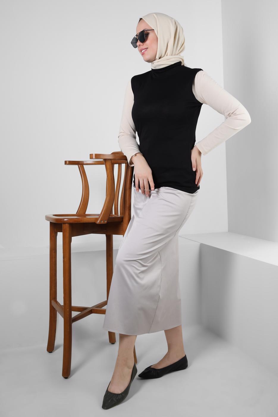 Tesettür giyim SİYAH BOĞAZLI YAKA KOLSUZ BODY T 1001