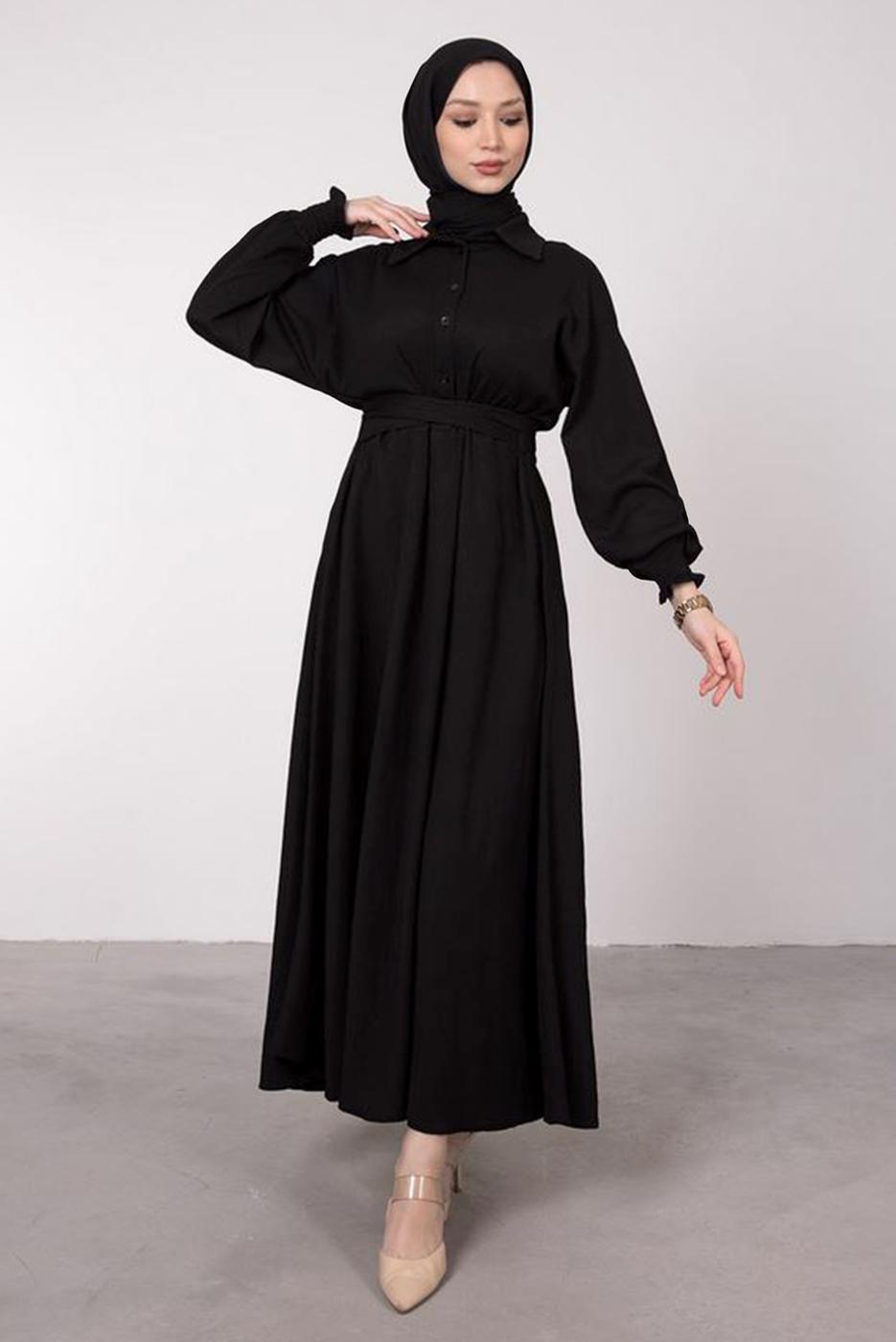 Tesettür giyim SİYAH KEMERLİ MANŞETLERİ LASTİKLİ ELBİSE T 8585	