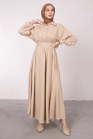 Tesettür giyim BEJ KEMERLİ MANŞETLERİ LASTİKLİ ELBİSE T 8585	