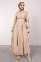 Tesettür giyim BEJ KEMERLİ MANŞETLERİ LASTİKLİ ELBİSE T 8585	