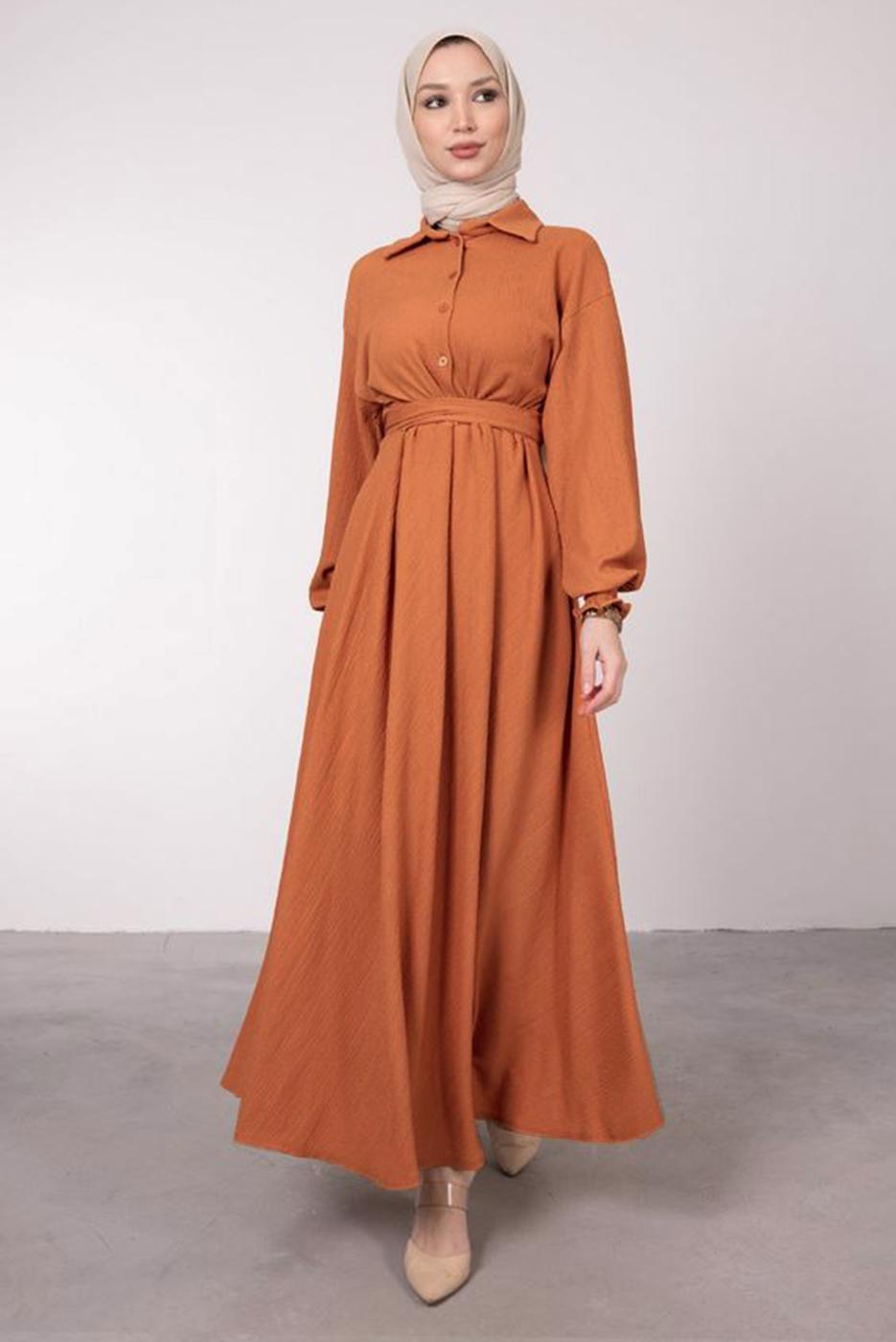 Tesettür giyim TURUNCU KEMERLİ MANŞETLERİ LASTİKLİ ELBİSE T 8585	