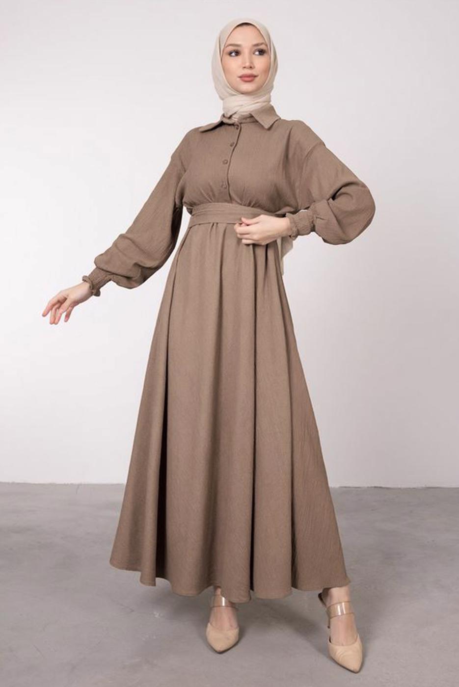 Tesettür giyim VİZON KEMERLİ MANŞETLERİ LASTİKLİ ELBİSE T 8585	