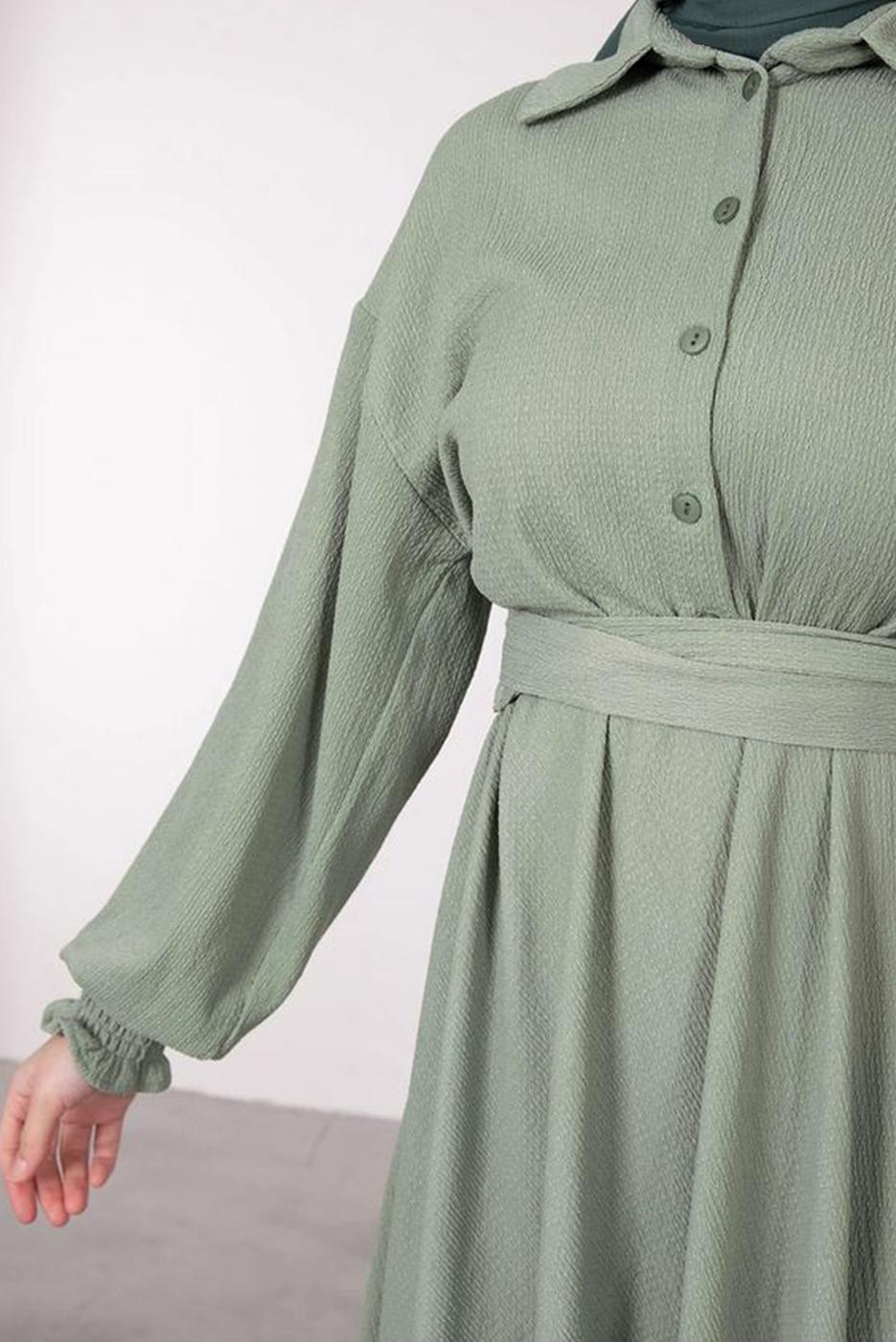 Tesettür giyim YEŞİL KEMERLİ MANŞETLERİ LASTİKLİ ELBİSE T 8585	