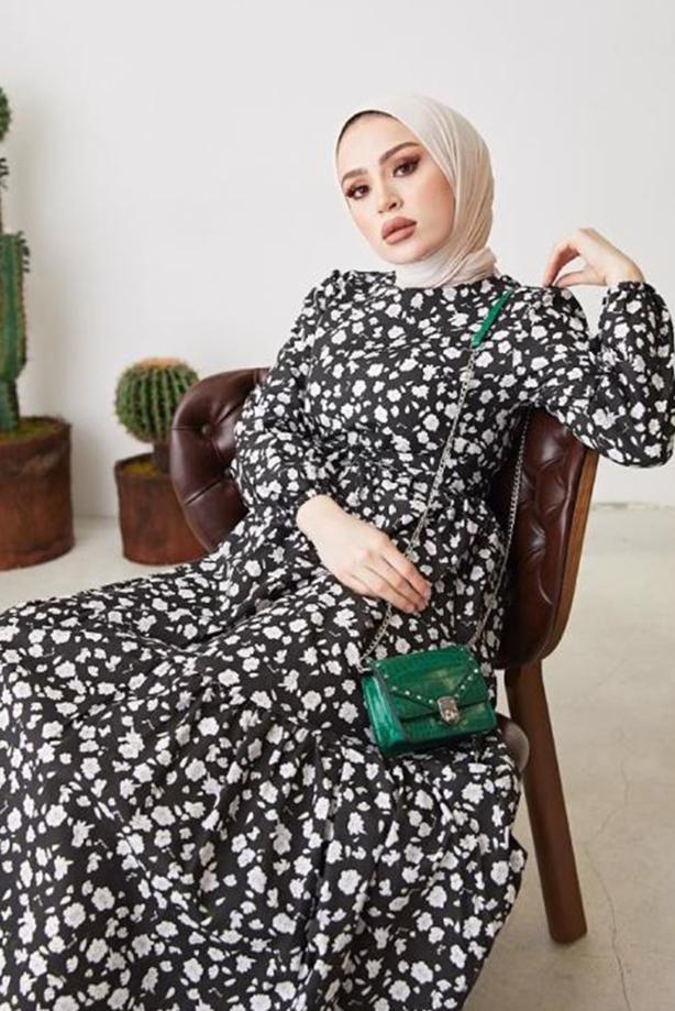 Vêtements hijab  FLOWER PATTERNED DRESS WITH BELT T 004 - TRENDTESETTÜR
