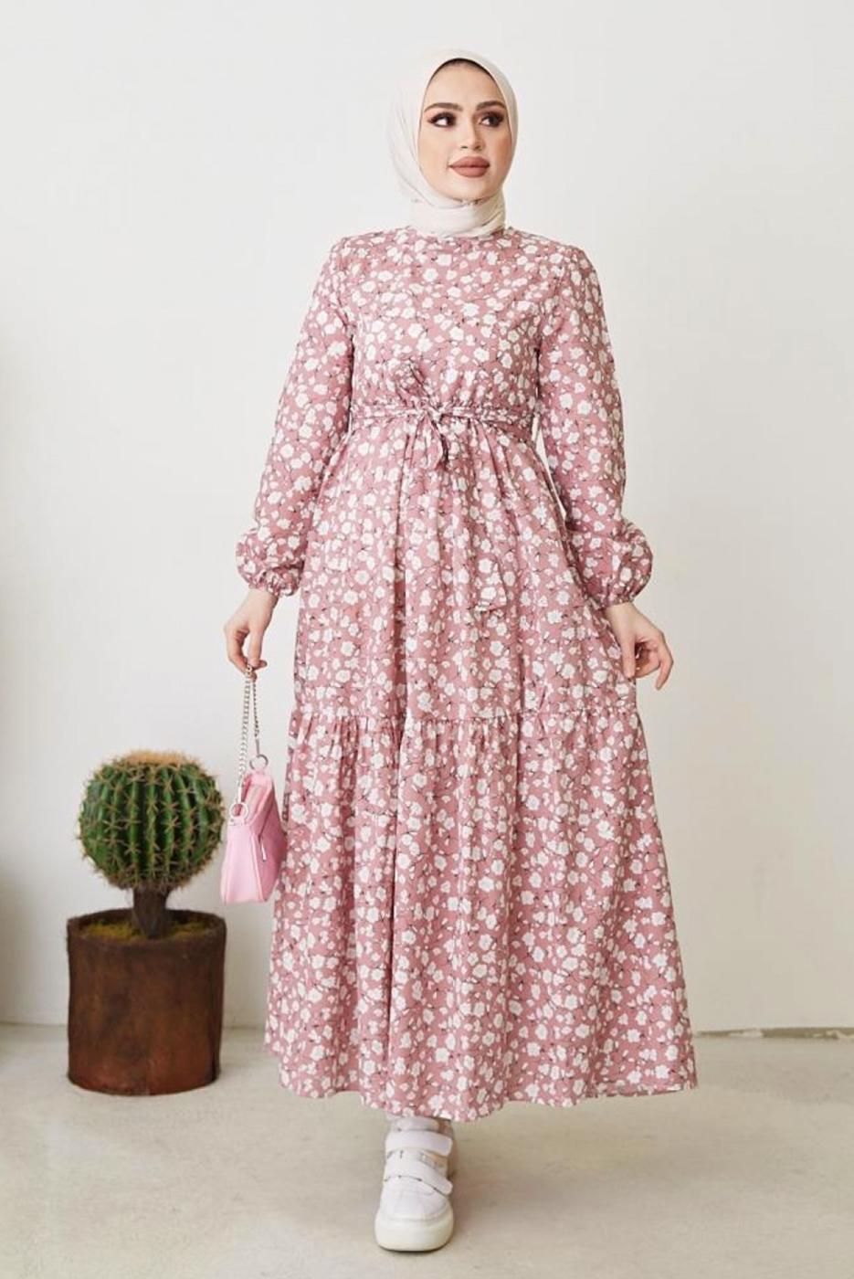 Tesettür giyim PUDRA ÇİÇEK DESENLİ KUŞAKLI ELBİSE T 004