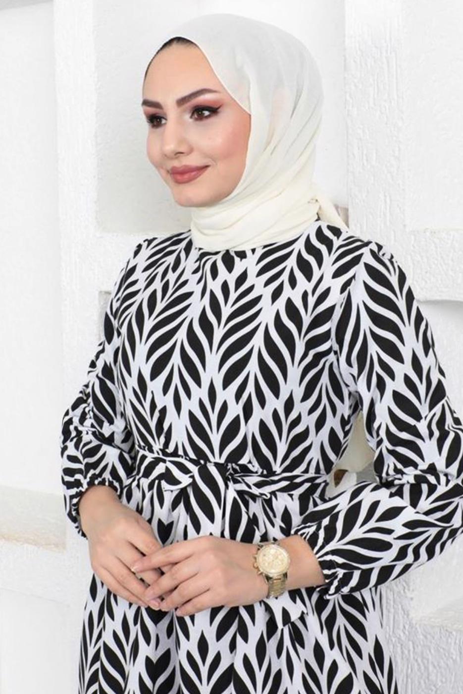 Tesettür giyim SİYAH KUŞAKLI YAPRAK DESENLİ ELBİSE T 044