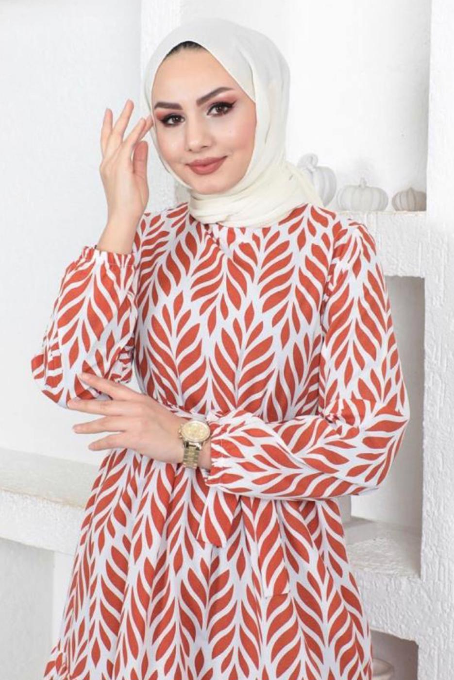 Tesettür giyim KAHVE KUŞAKLI YAPRAK DESENLİ ELBİSE T 044