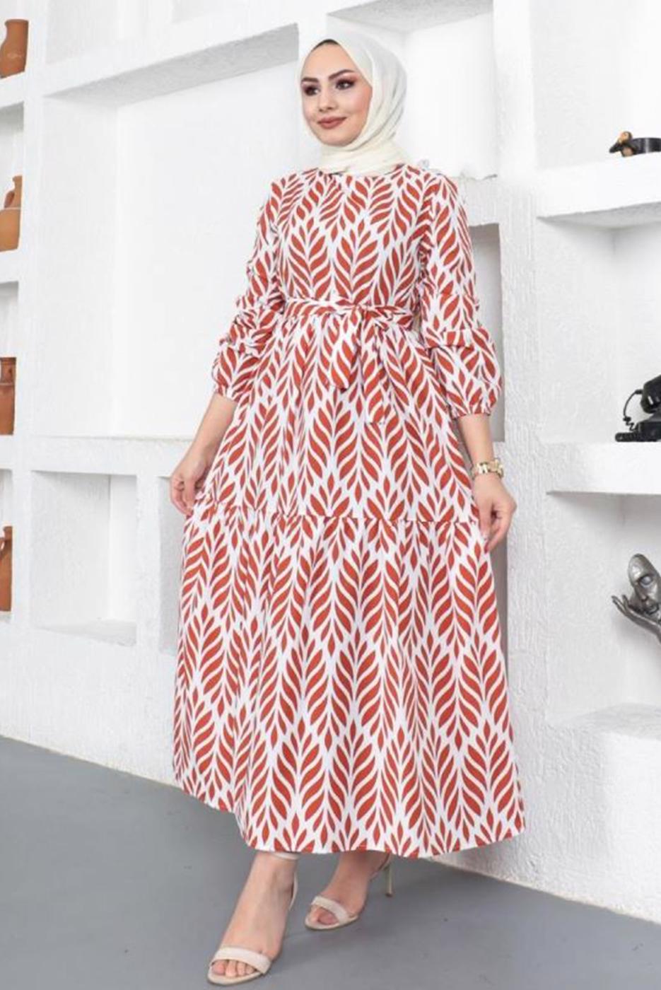 Tesettür giyim KAHVE KUŞAKLI YAPRAK DESENLİ ELBİSE T 044