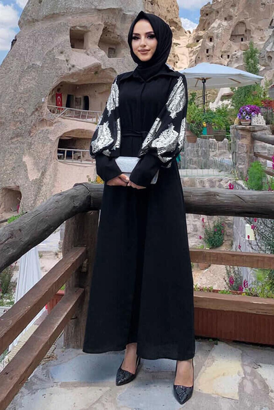 Tesettür giyim GÜMÜŞ KOLLARI DESENLİ GÖMLEK YAKA KUŞAKLI ELBİSE T 0077
