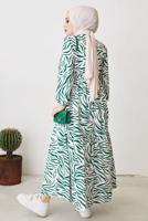 Tesettür giyim YEŞİL ZEBRA DESENLİ KUŞAKLI ELBİSE T 104