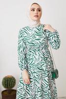 Tesettür giyim YEŞİL ZEBRA DESENLİ KUŞAKLI ELBİSE T 104