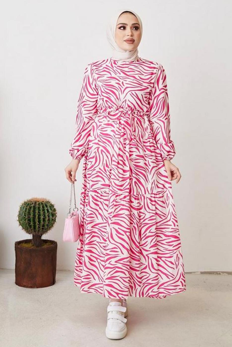 Tesettür giyim FUŞYA ZEBRA DESENLİ KUŞAKLI ELBİSE T 104