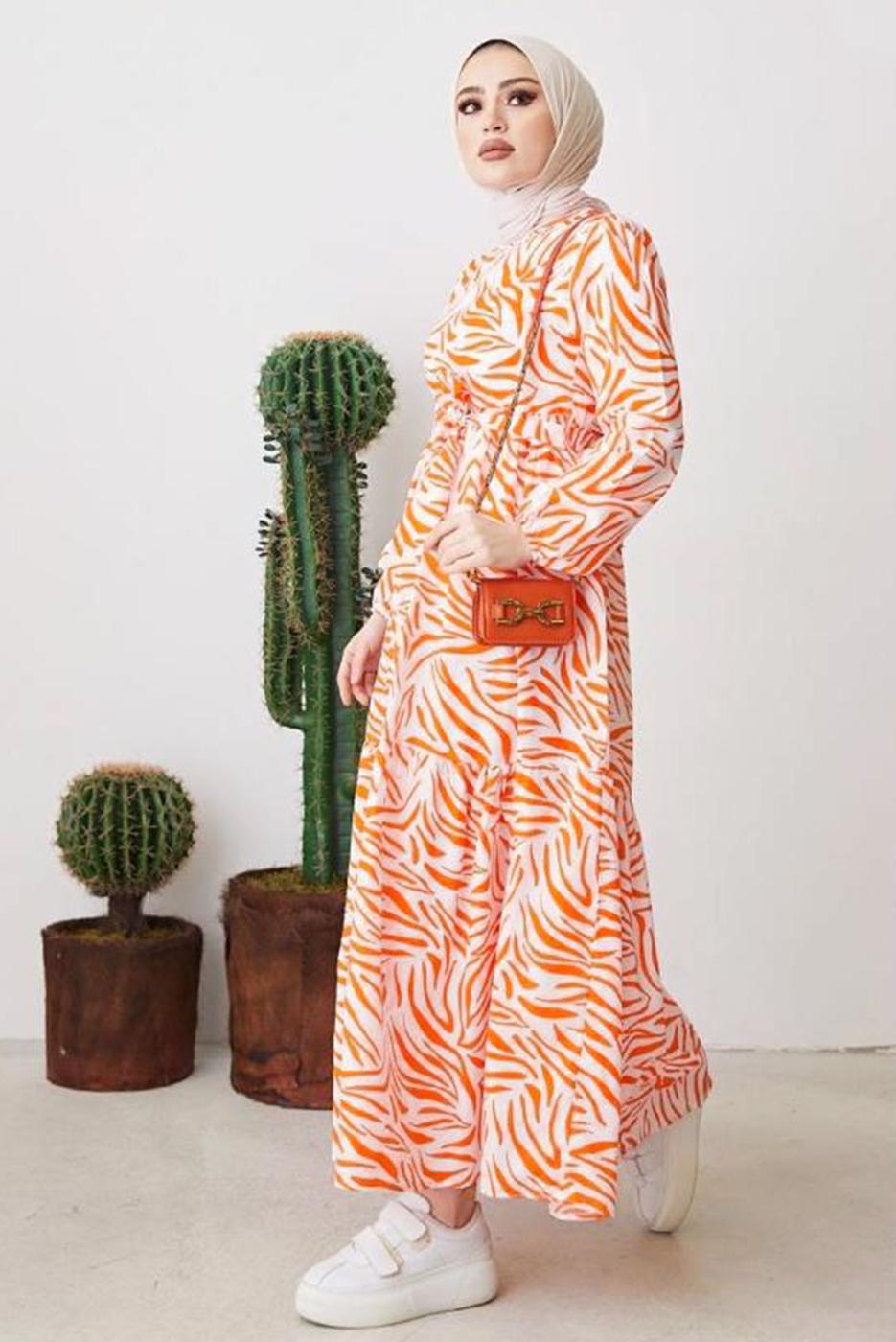 Tesettür giyim TURUNCU ZEBRA DESENLİ KUŞAKLI ELBİSE T 104