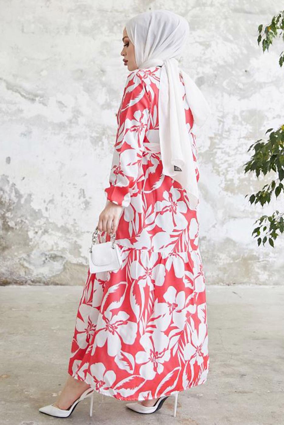 Tesettür giyim KIRMIZI ÇİÇEK DESENLİ KUŞAKLI ELBİSE T 134