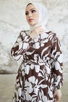 Tesettür giyim KAHVE ÇİÇEK DESENLİ KUŞAKLI ELBİSE T 134