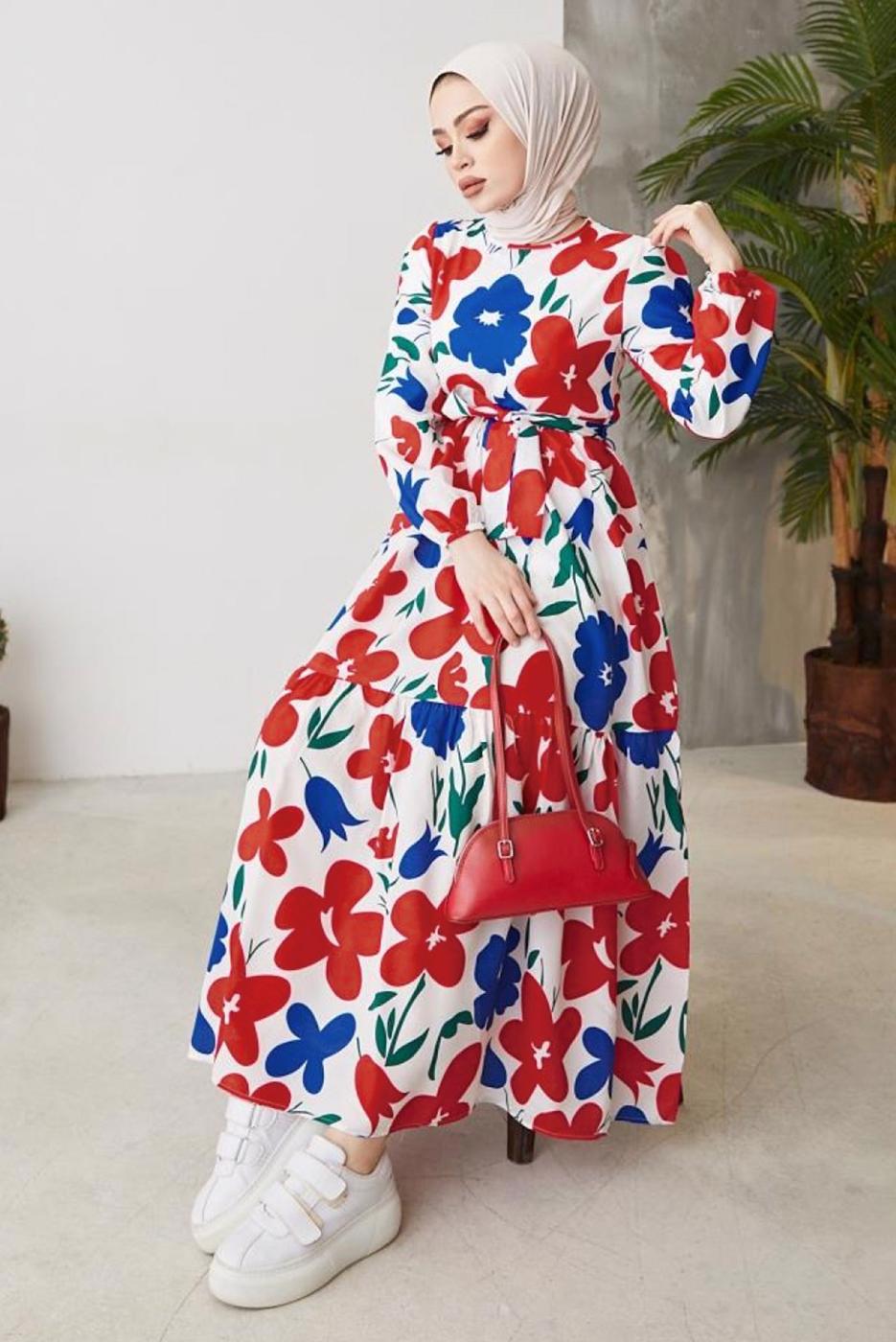 Tesettür giyim KIRMIZI ÇİÇEK DESENLİ KUŞAKLI ELBİSE T 404