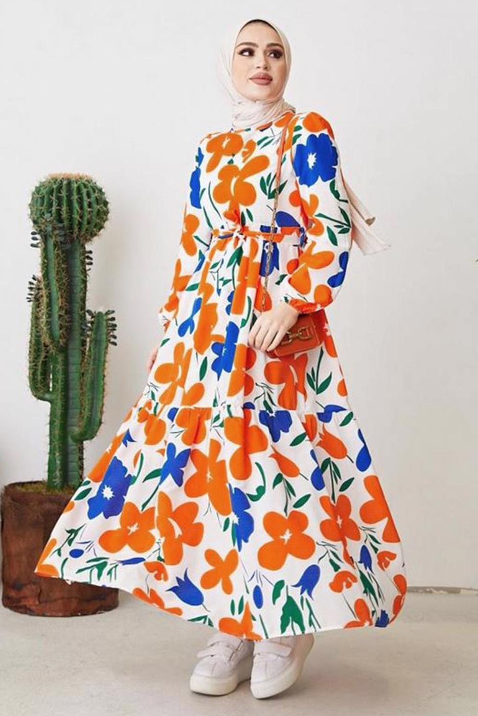 Tesettür giyim TURUNCU ÇİÇEK DESENLİ KUŞAKLI ELBİSE T 404